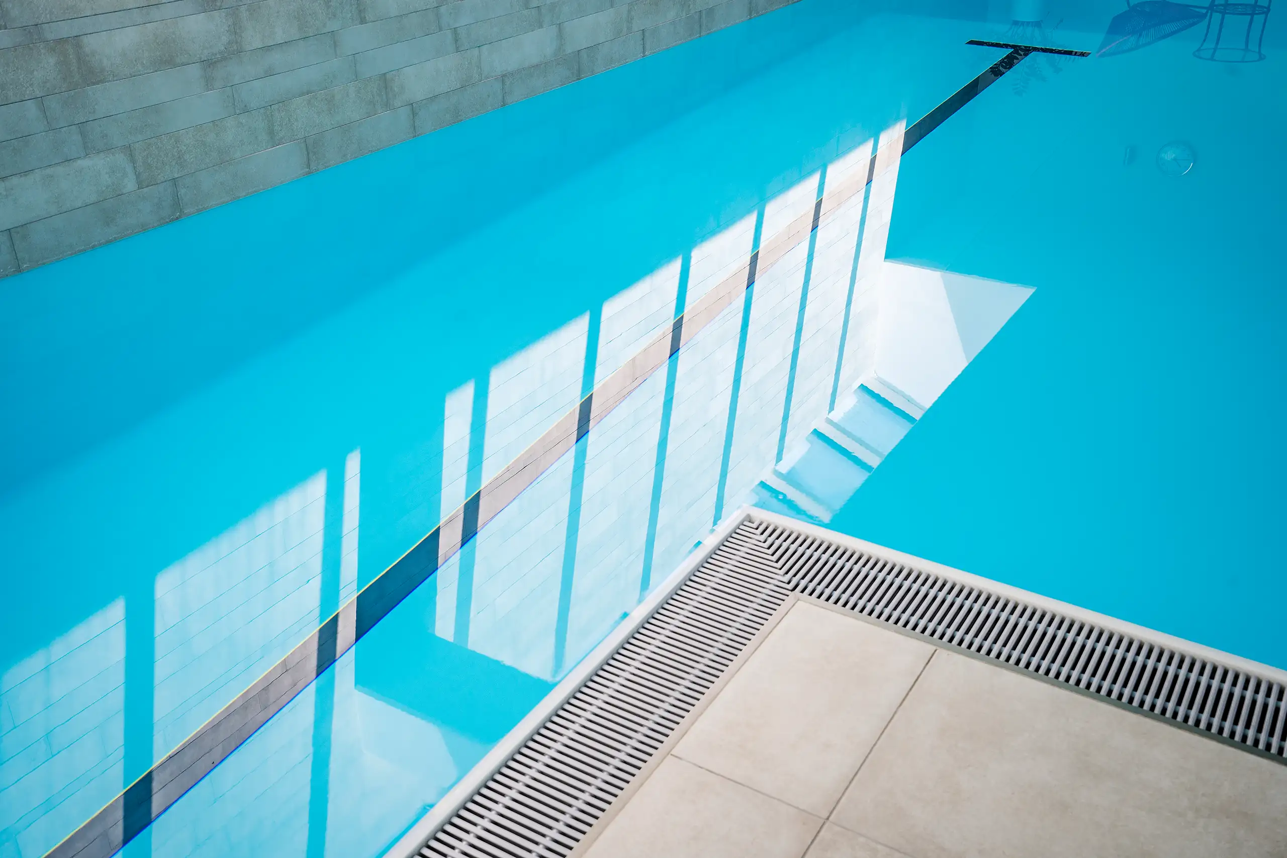 indoor-pool-steyr-luxus